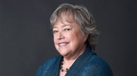 Kathy Bates 